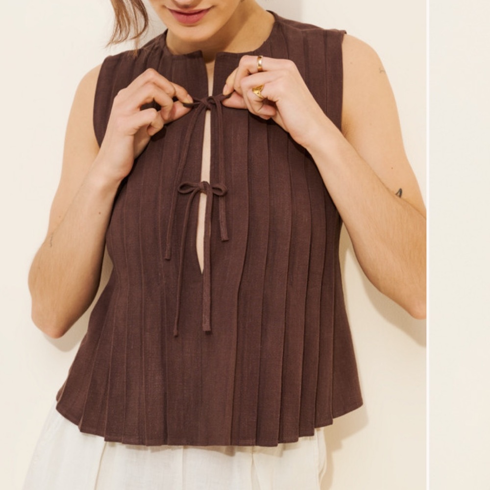 4th and Reckless Athena Linen Blend Tie Front Top (Size M) in Brown